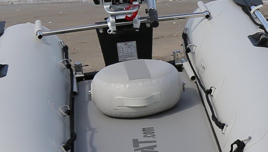 TAKACAT - bateaux pneumatiques catamarans