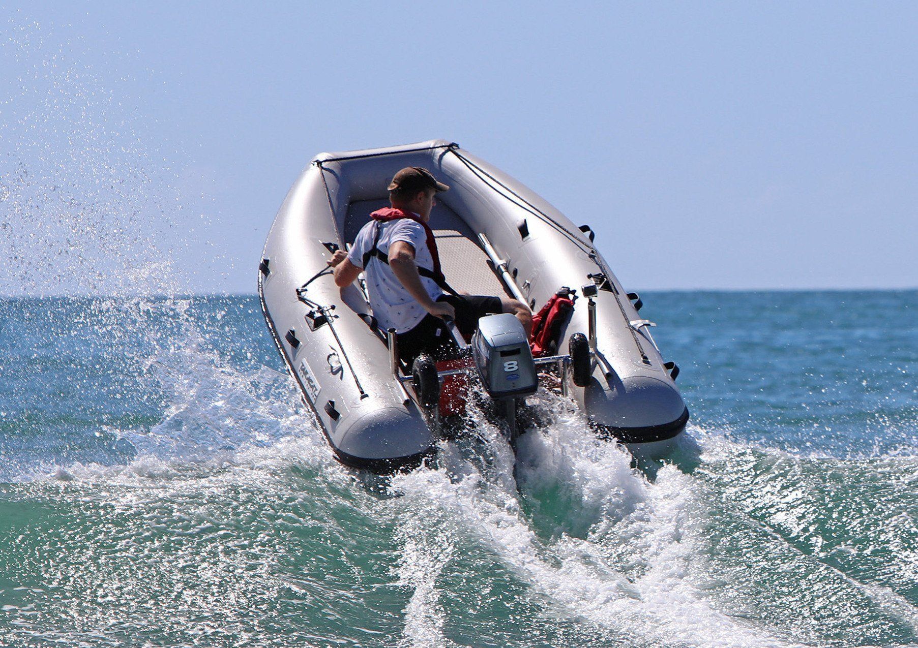 The catamaran inflatable boats are light, robust and glide very well even with small engines