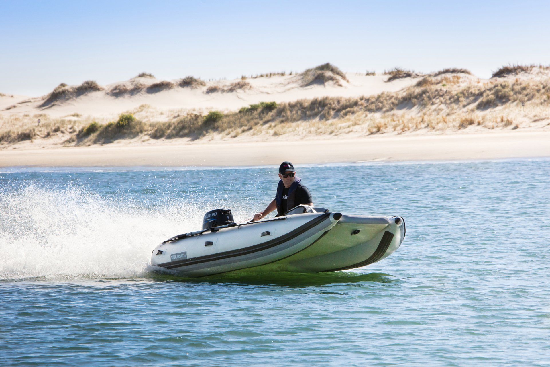 The catamaran inflatable boats are light, robust and glide very well even with small engines