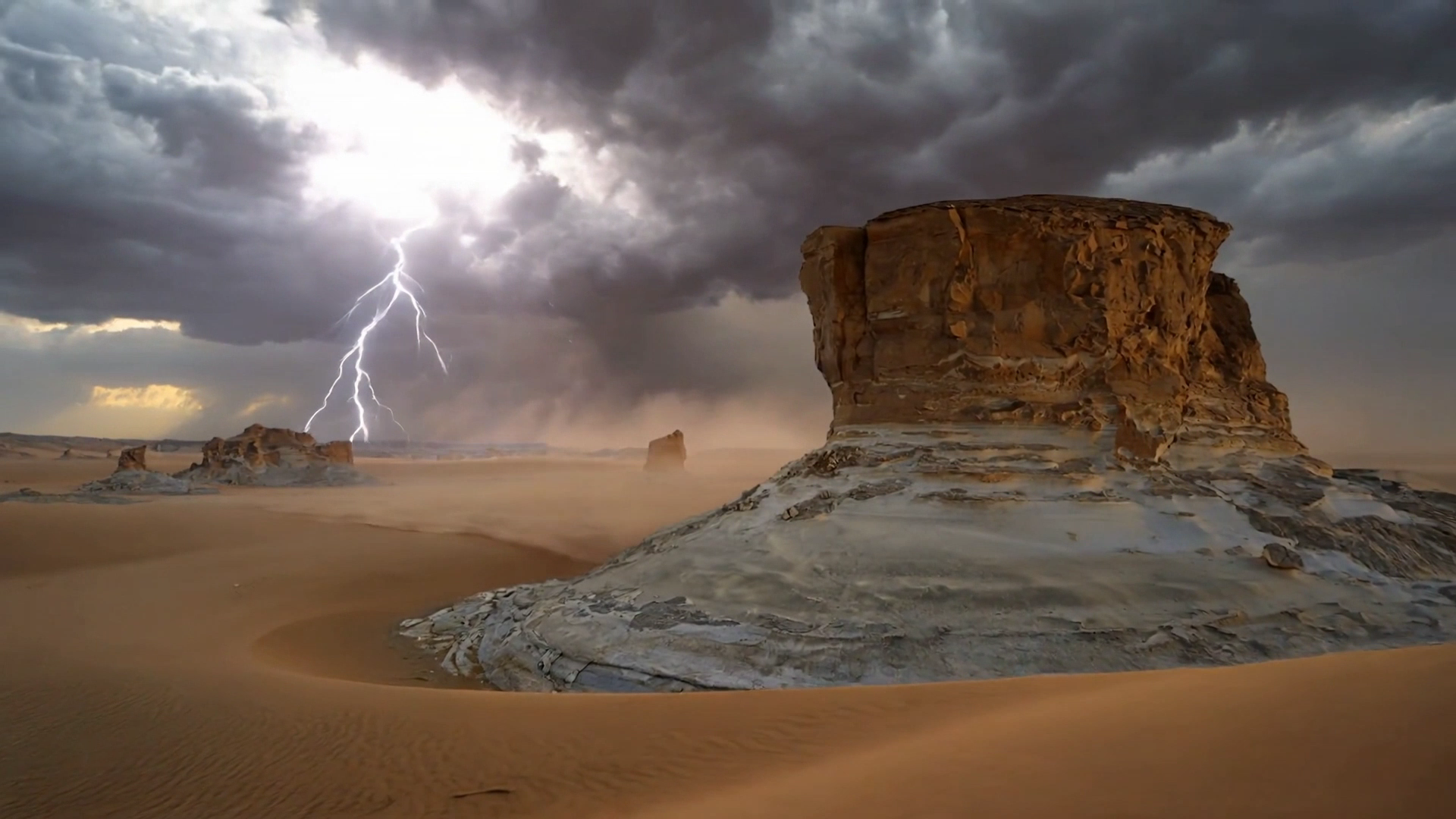 Australian Dessert with VFX Sky