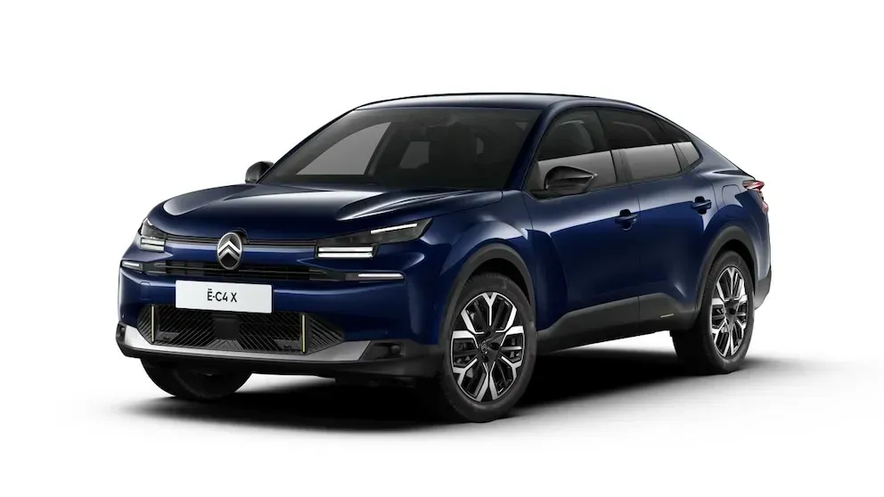 La Citroën ë-C4 X est disponible dans votre agence Gualchierotti Automobiles Photo de la Citroën ë-C4 X