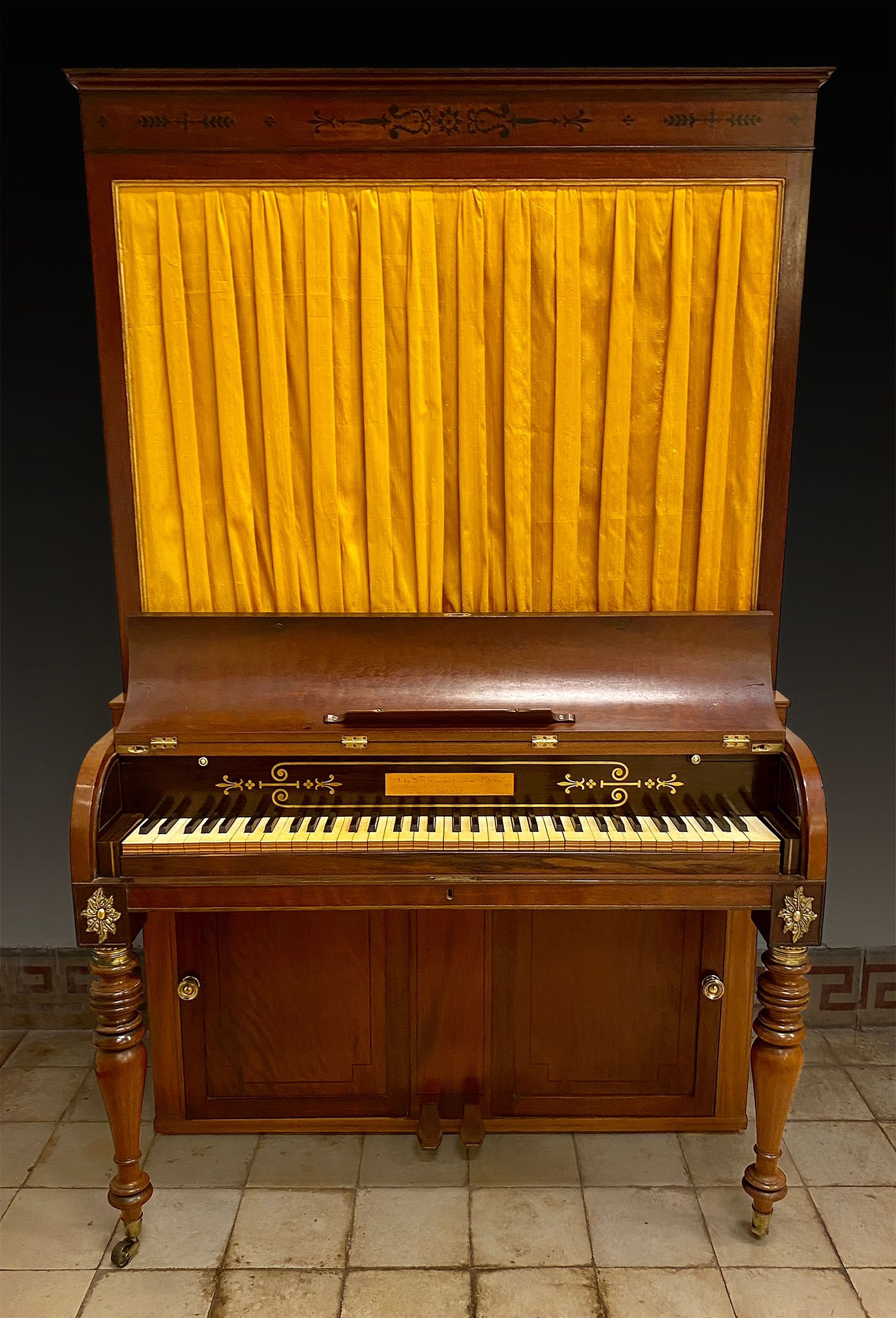 Restauración pianoforte de gabinete Broadwood Restauración+pianoforte+Broadwood+pianoforte de gabinete+Víctor J. Martínez