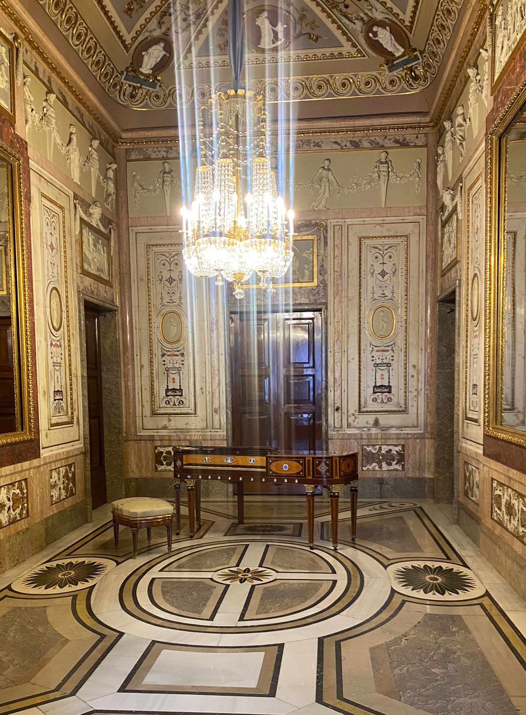 Pianoforte de mesa de Francisco Flórez. Colecciones Reales, Patrimonio Nacional