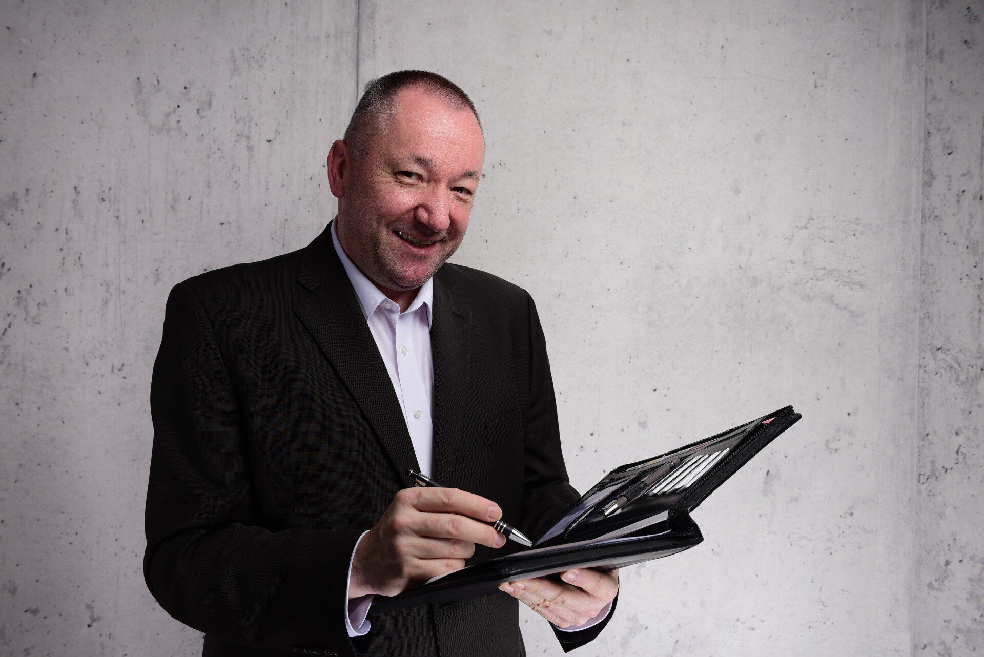 Neue Impulse für mehr Erfolg alt = „Hotelberater Jochen Thraede