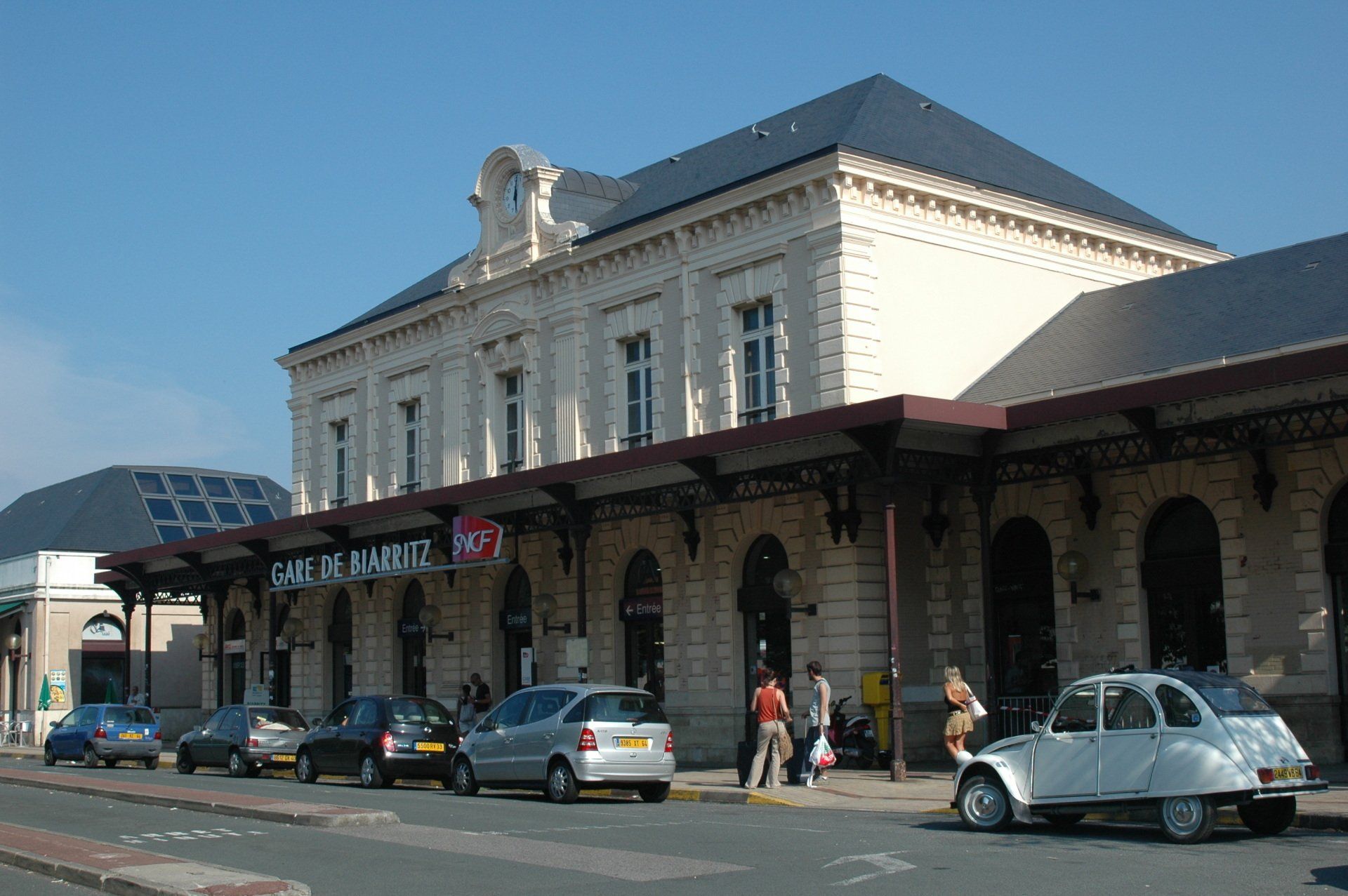taxi à la gare de biarritz
