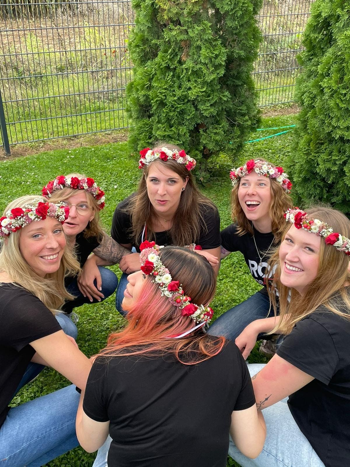 JGA-Blumenkränze als Kopfschmuck binden beim Blumenhaus Inge in Wiesbaden-Erbenheim