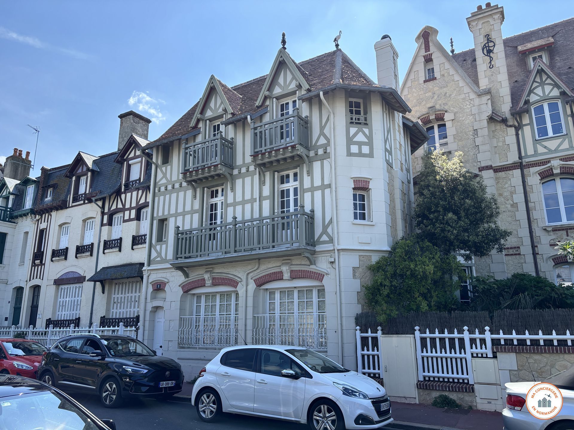 Location Airbnb Superhost à Deauville - La Villa Mirabeau
