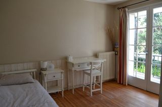 #architecte #architectelyon #architectesaintefoyleslyon #chantier #renovation #extension #surélévation #maisonmoderne #permisdeconstruire #pland'architecte Aurelia Foyatier Architecte Lyon - Aurelia Foyatier Architecte Sainte Foy les Lyon - chantier - renovation maison - extension maison - agrandissement maison - maison dans l'ouest de Lyon - architecture moderne et design - claustrat, verrière, bso, ral 7016