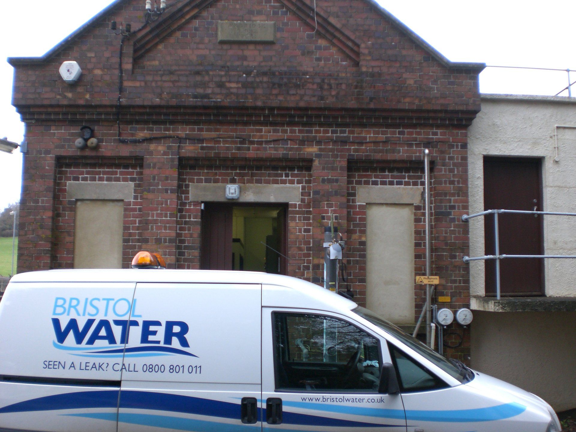 Traka - Elektronische Schlüsselverwaltung - Schutz sensibler Infrastruktur Traka - Elektronische Schlüsselverwaltung - Schutz sensibler Infrastruktur