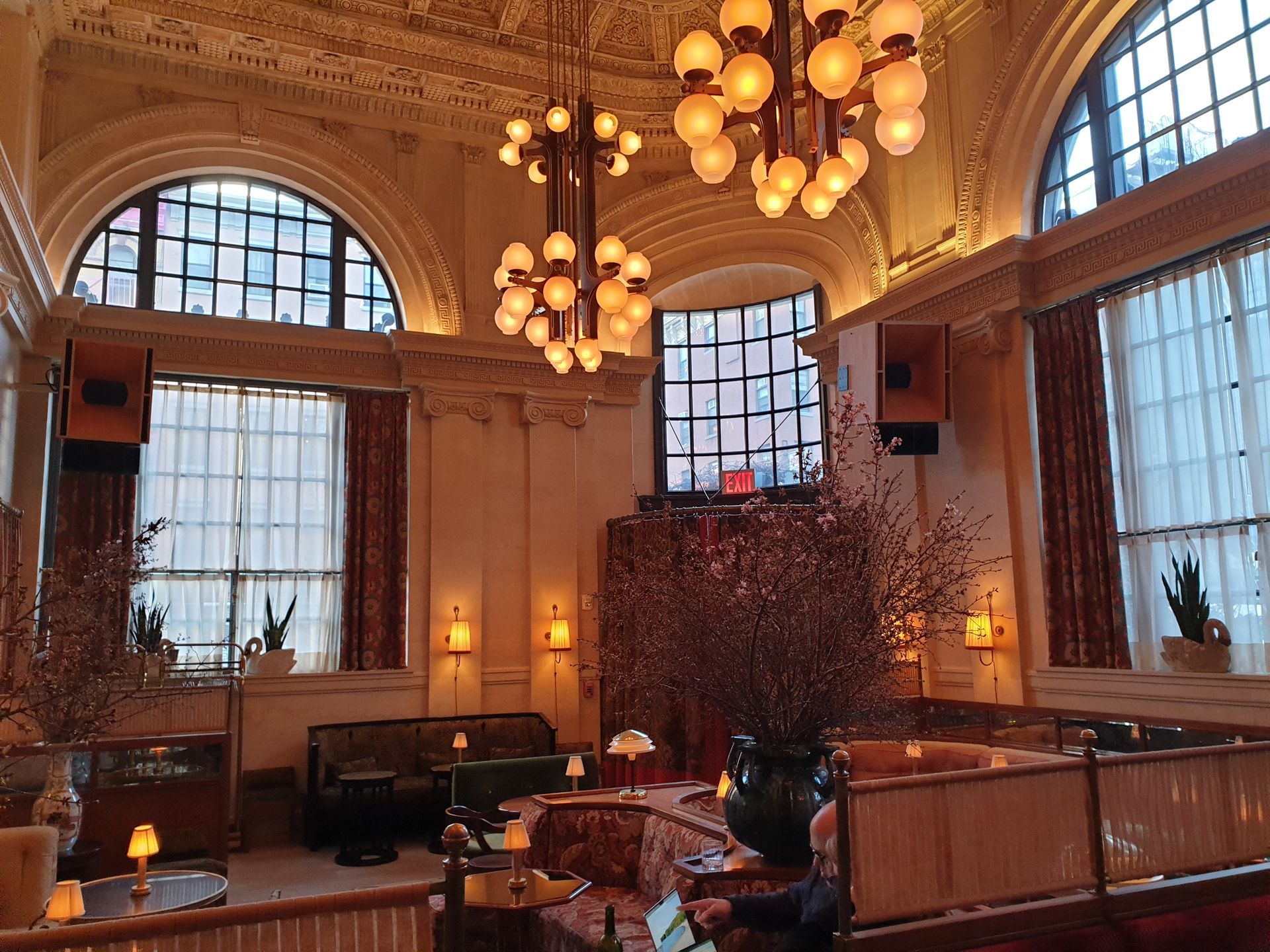 Stadtführung New York - dieser Stadtrundgang führt uns durch die Barszene der Stadt New York Stadtführung durch die Bars. Auf diesem Stadtrundgang besuchen wir 3 verschiedene Bars der Stadt.