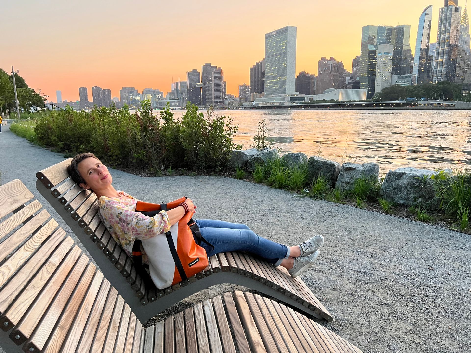 Ausblick von Roosevelt Island auf die UNO und die Skyline von Manhattan
