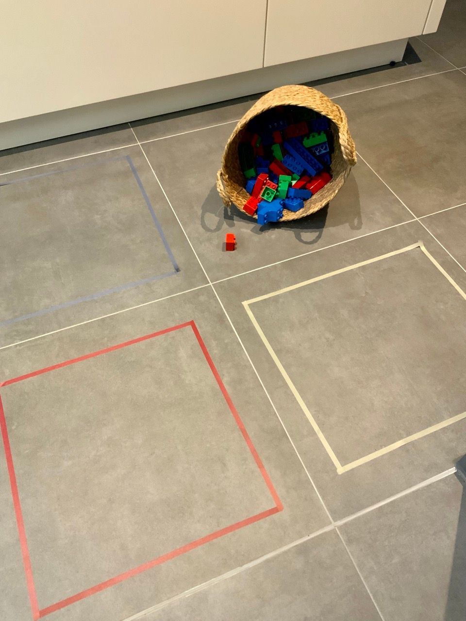 Spielidee - Farben lernen Kleinkind