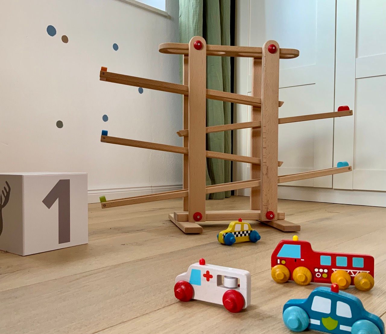 Geschenkidee ab 1 Jahr - Kugelbahn