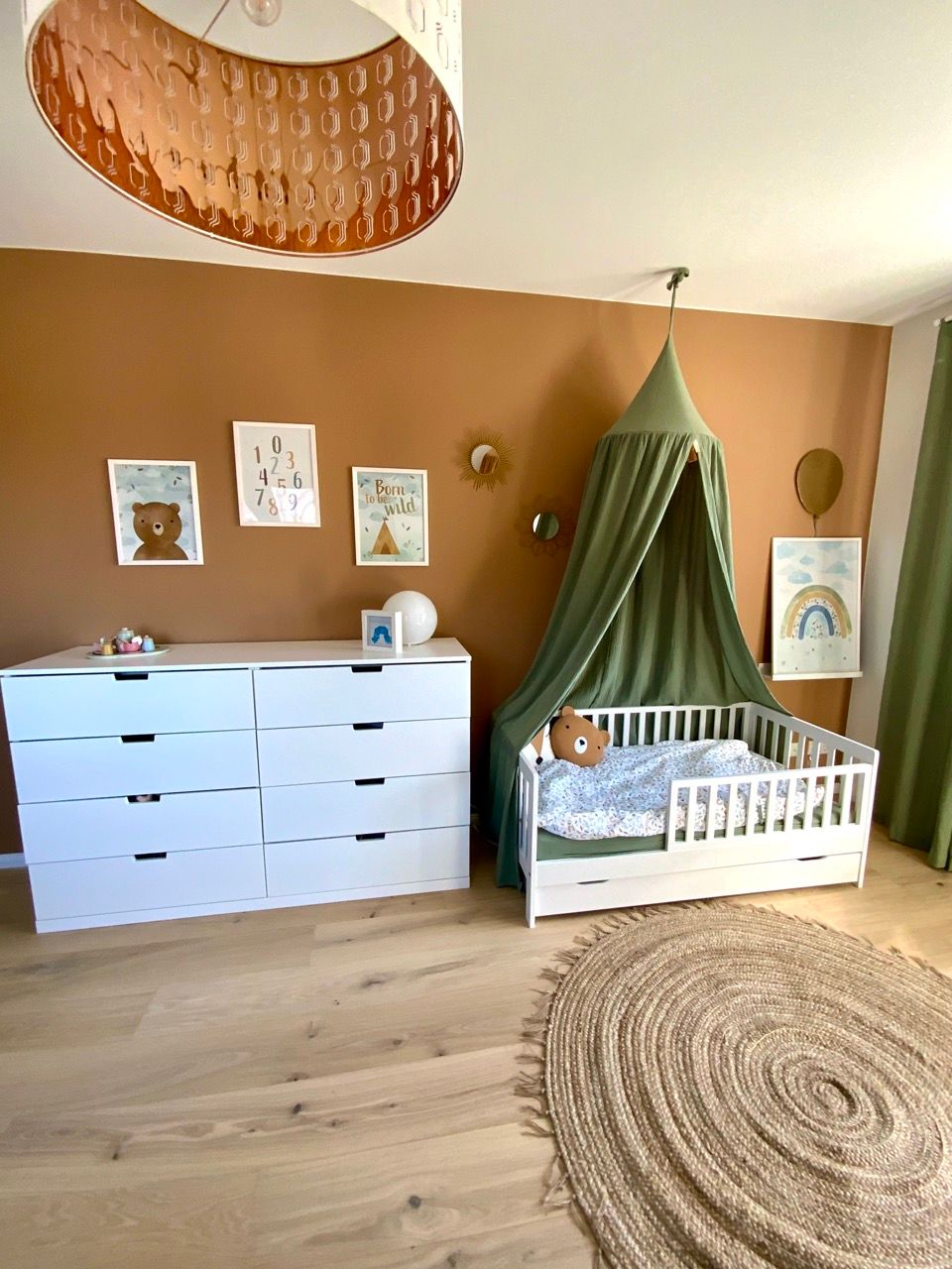 Kinderzimmer Kinderbett Baldachin