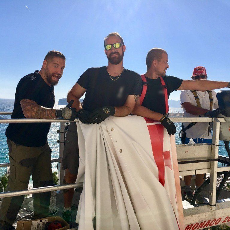 Poseurs adhésif vitrophanie, bâche...