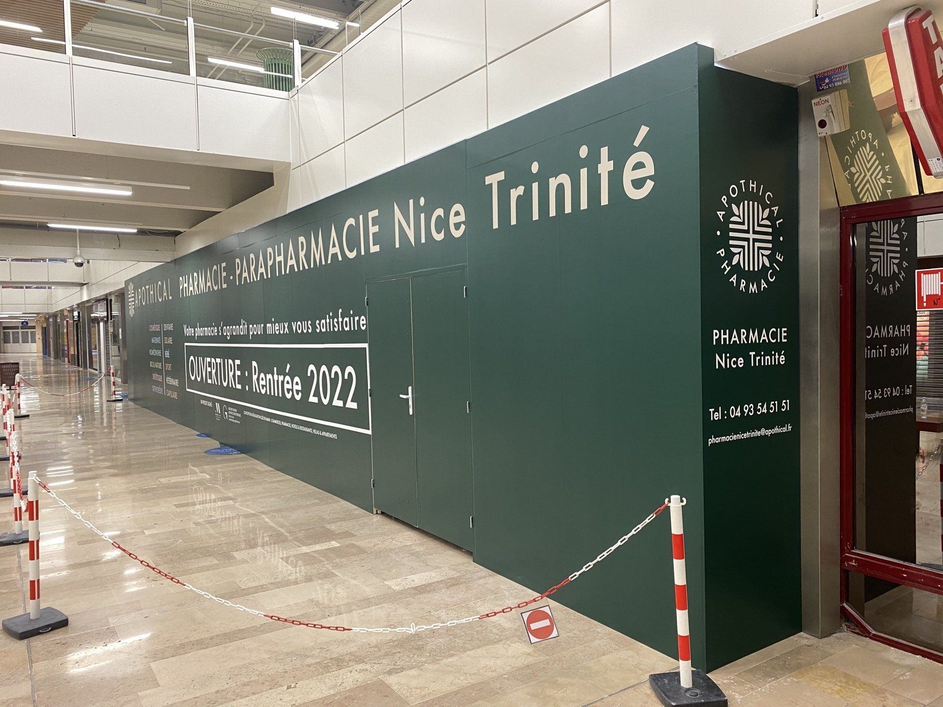 Palissade de chantier centre commercial Auchan Nice