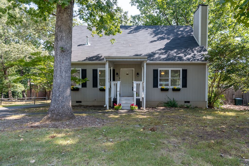 1349 Brookwood Dr