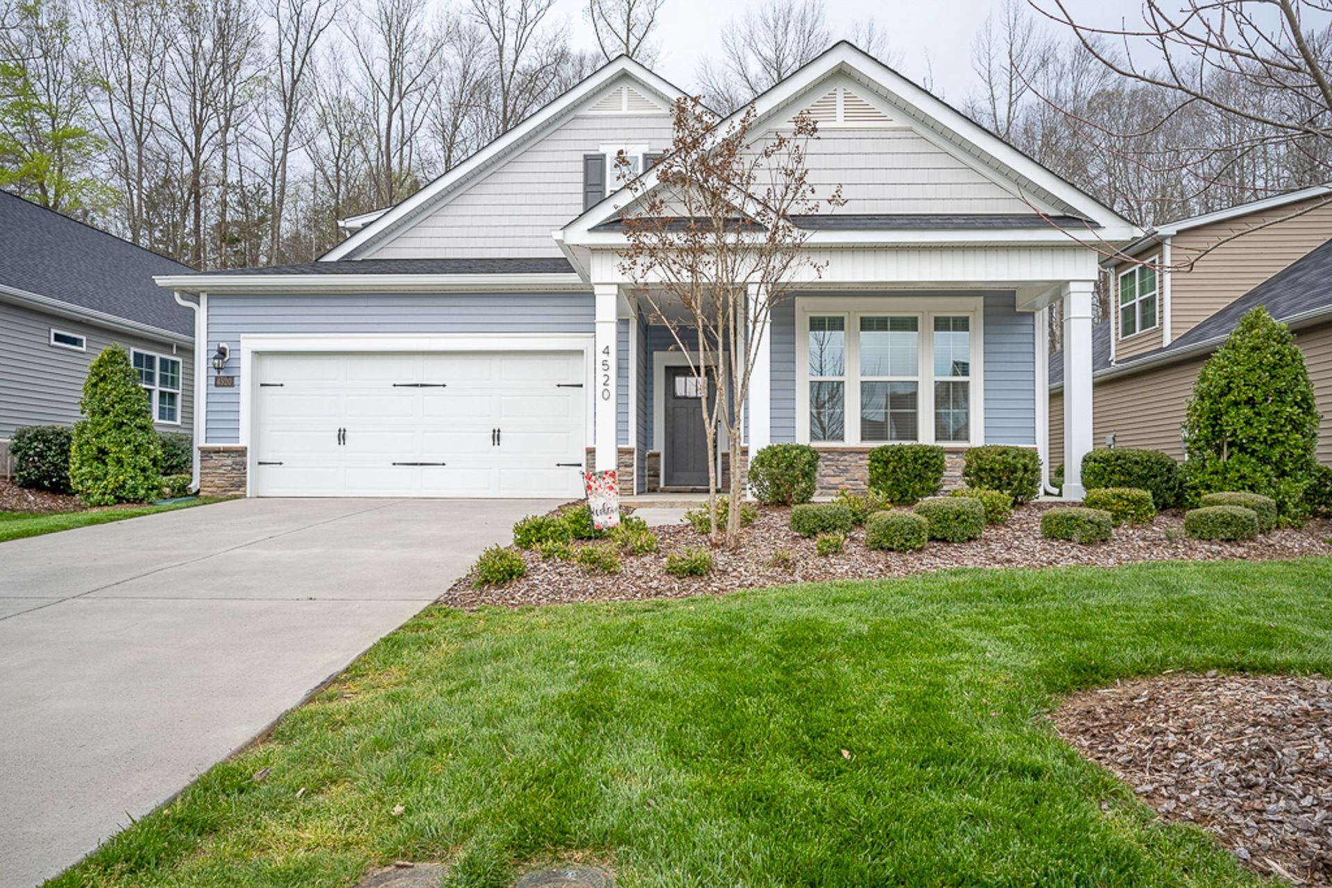 4520 Saphire Ct Clemmons NC 27012 For Sale