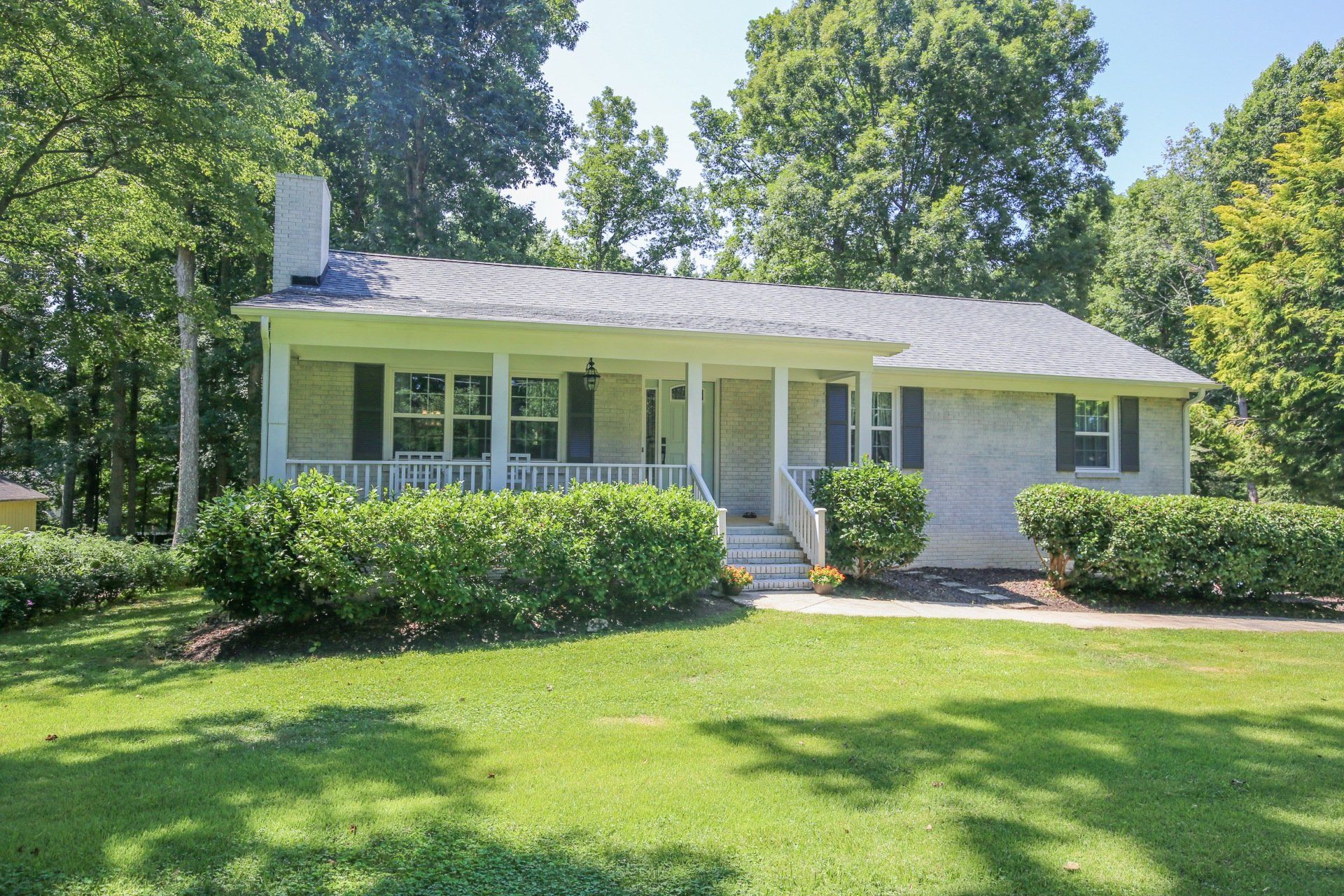 6928 Millbridge Rd Clemmons NC 27012 6928 Millbridge Rd Clemmons NC 27012