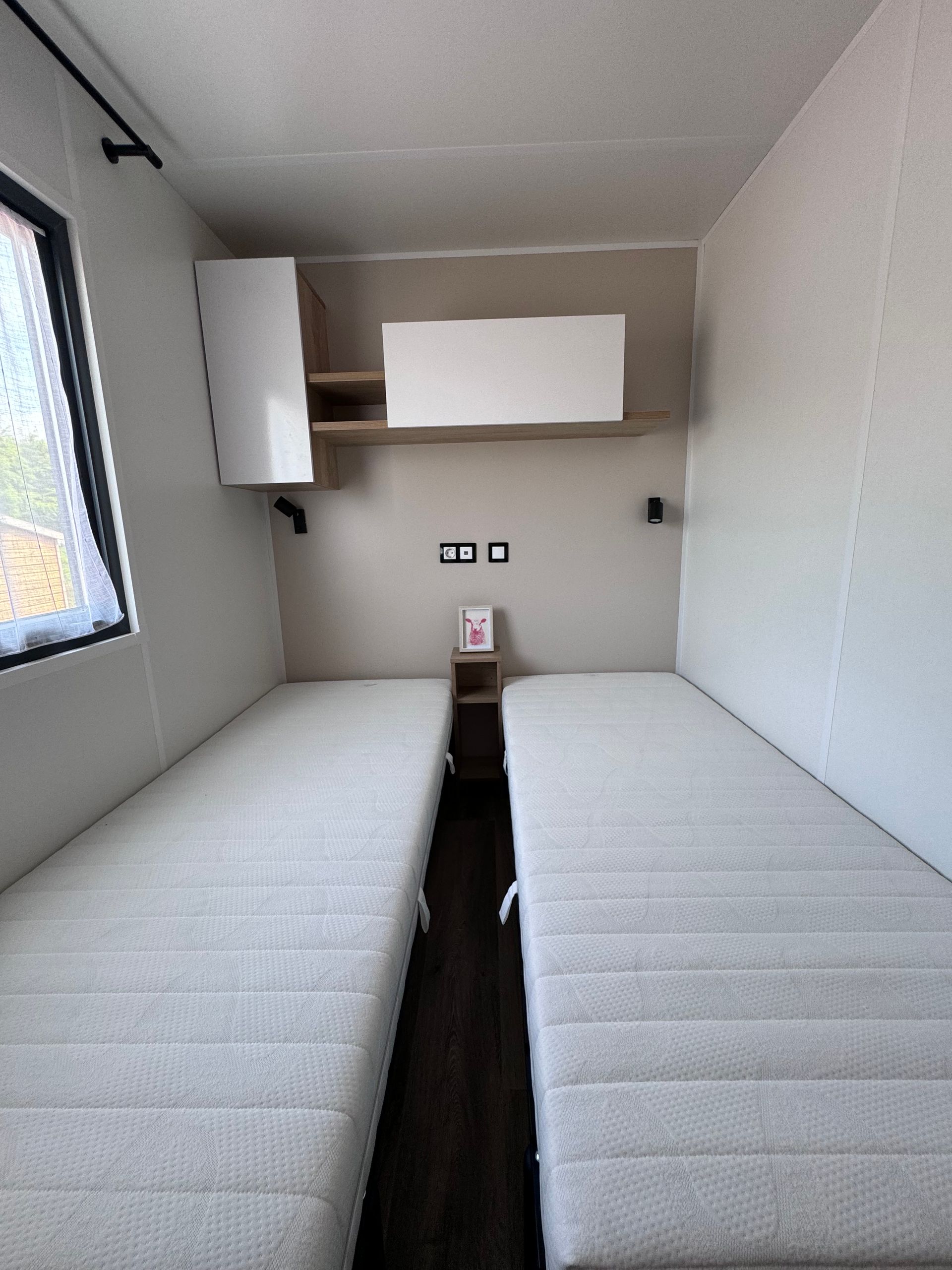 Zweites Schlafzimmer mit 2 Einzelbetten