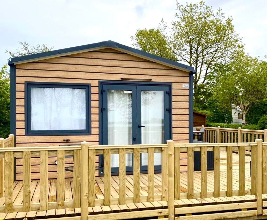 Großzügige Terrasse mit Lounge Sofas