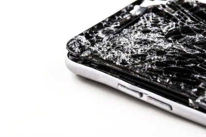 Vodafone-Business Premium Store Lauf - Oliver Göller Defektes zersprungenes Handy
