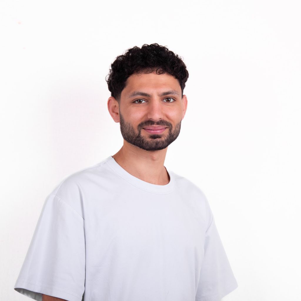 Friseurmeister Münster Friseur Haarexpert dunkle Haare, Bart, Saleh