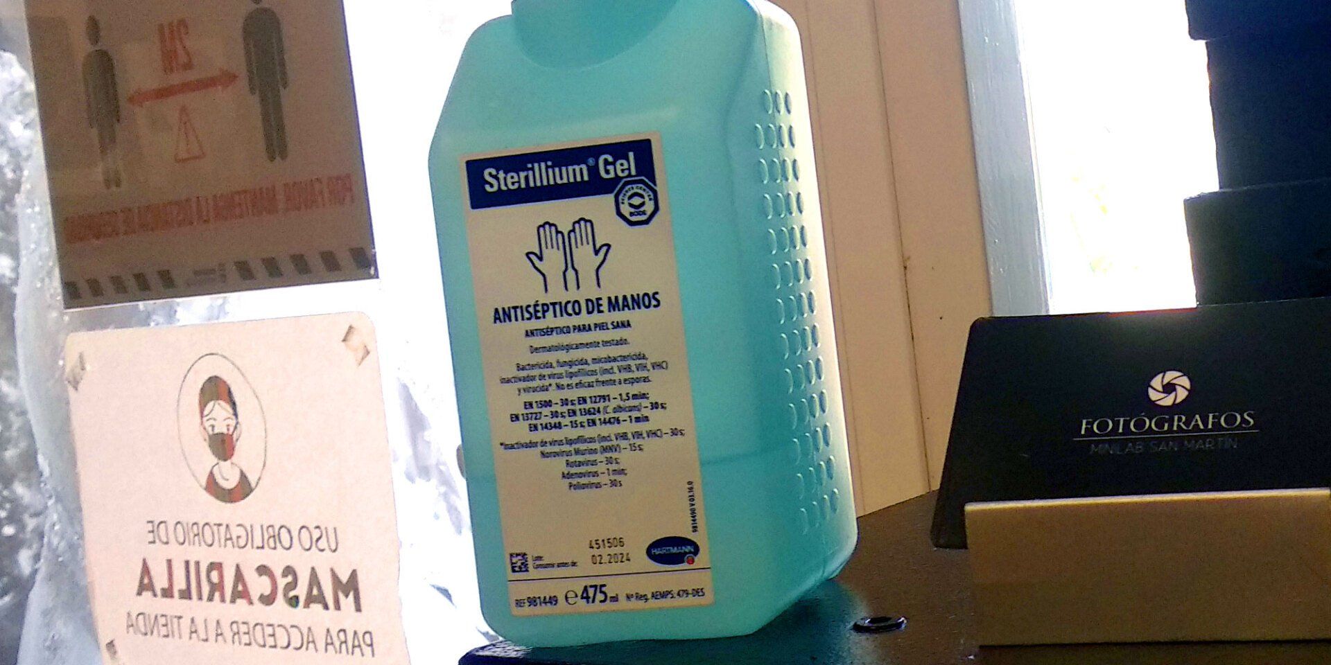 reportaje de fotos seguro gel hidro alcohólico