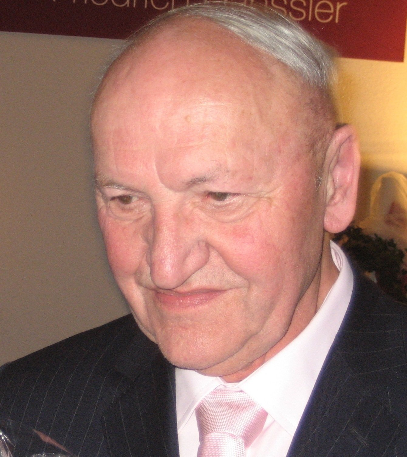 Friedrich Haenssler Pro-Medien-Magazin 2019