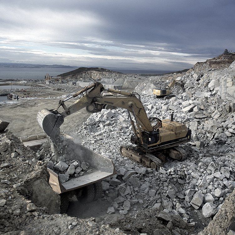 Hardox Acero Antidesgaste para la Industria de Cantera en México