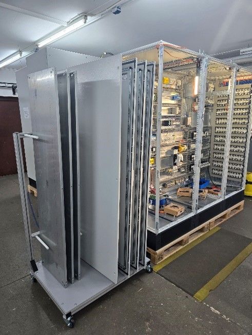 Ordnung mit unserem Türenwagen TW-9