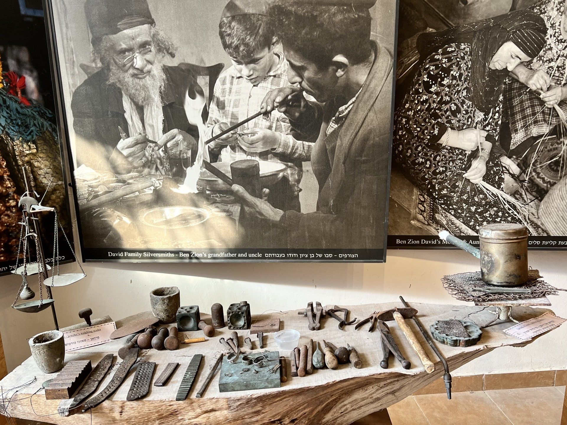 Outils fabrication de bijoux art yéménite au Musée Ben Zion David Jaffa Israël