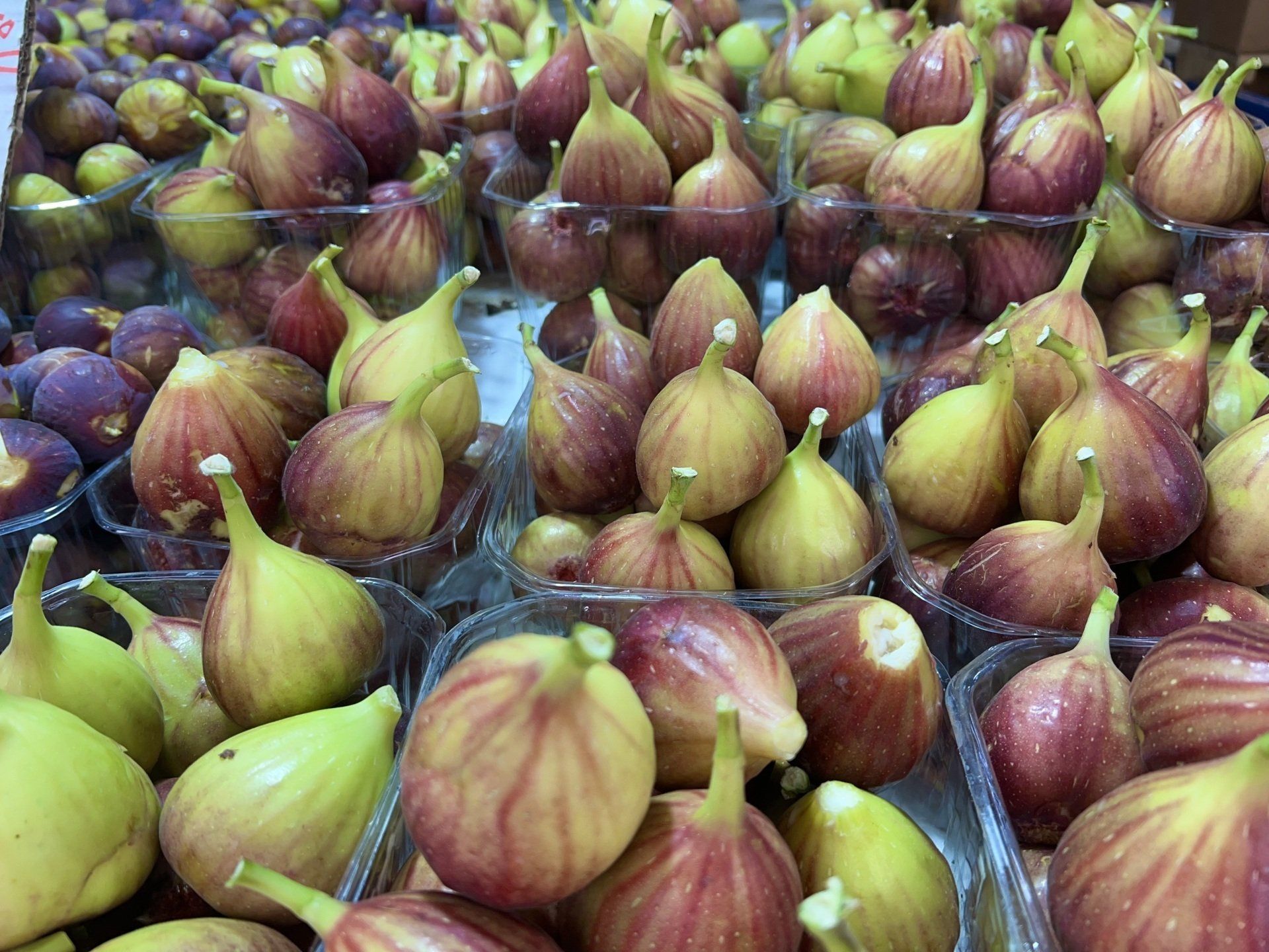 Shuk HaCarmel Tel-Aviv