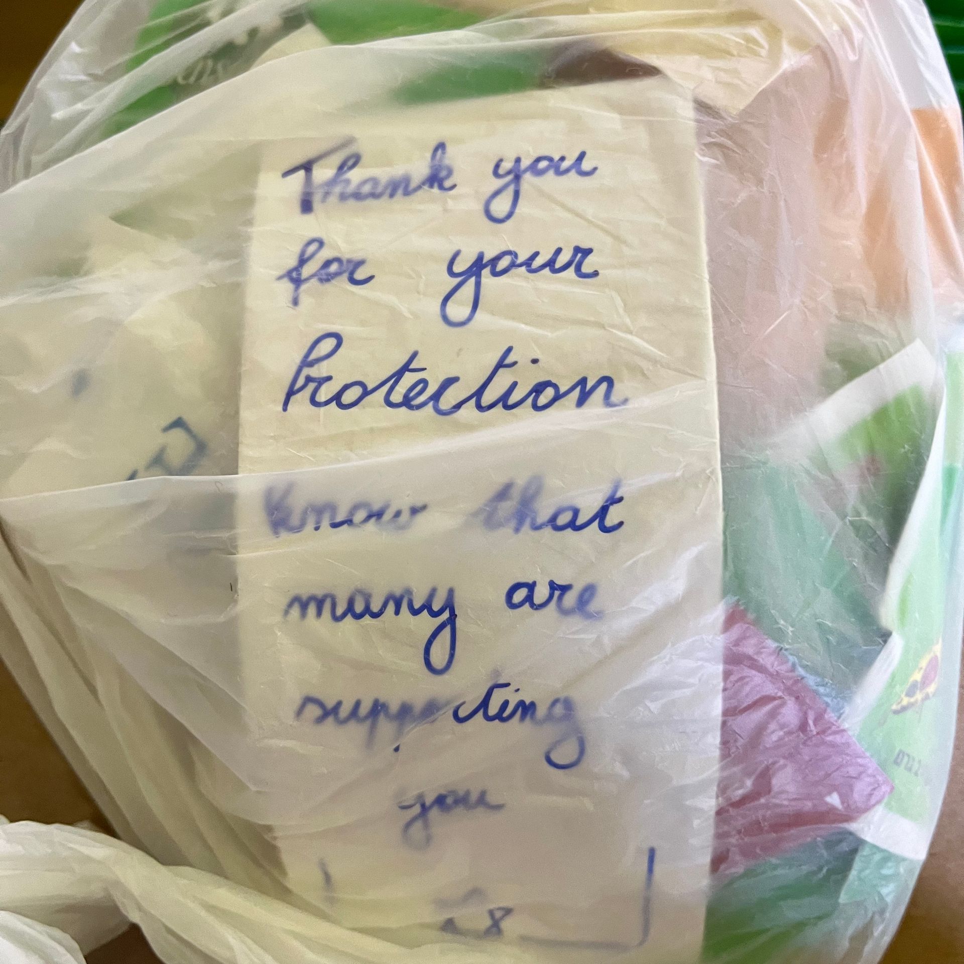 Volontariat en Israël avec l'association SAR-EL, petits mots de soutien pour les soldats au front