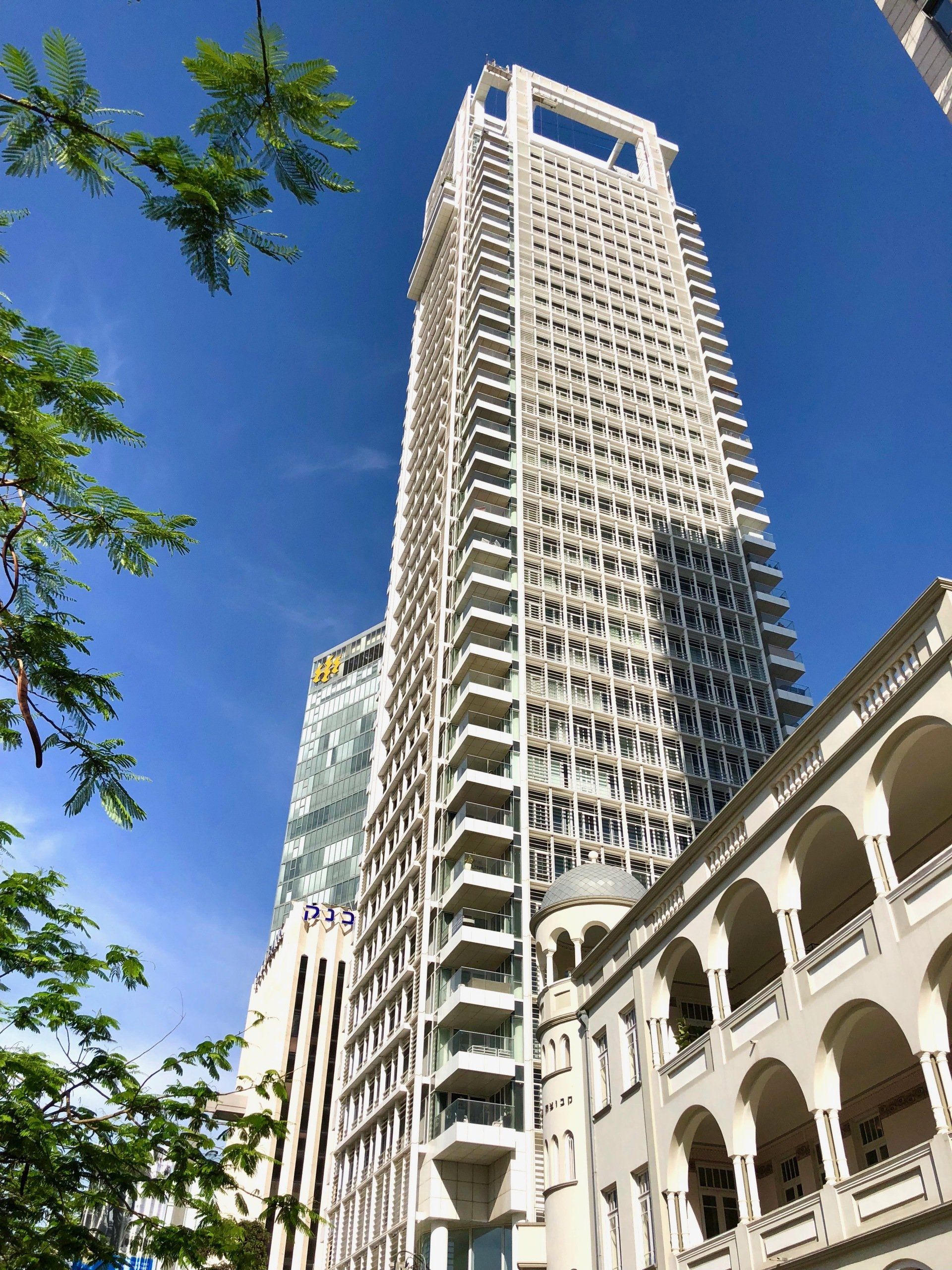 Tour Meier on Rothschild Tel-Aviv