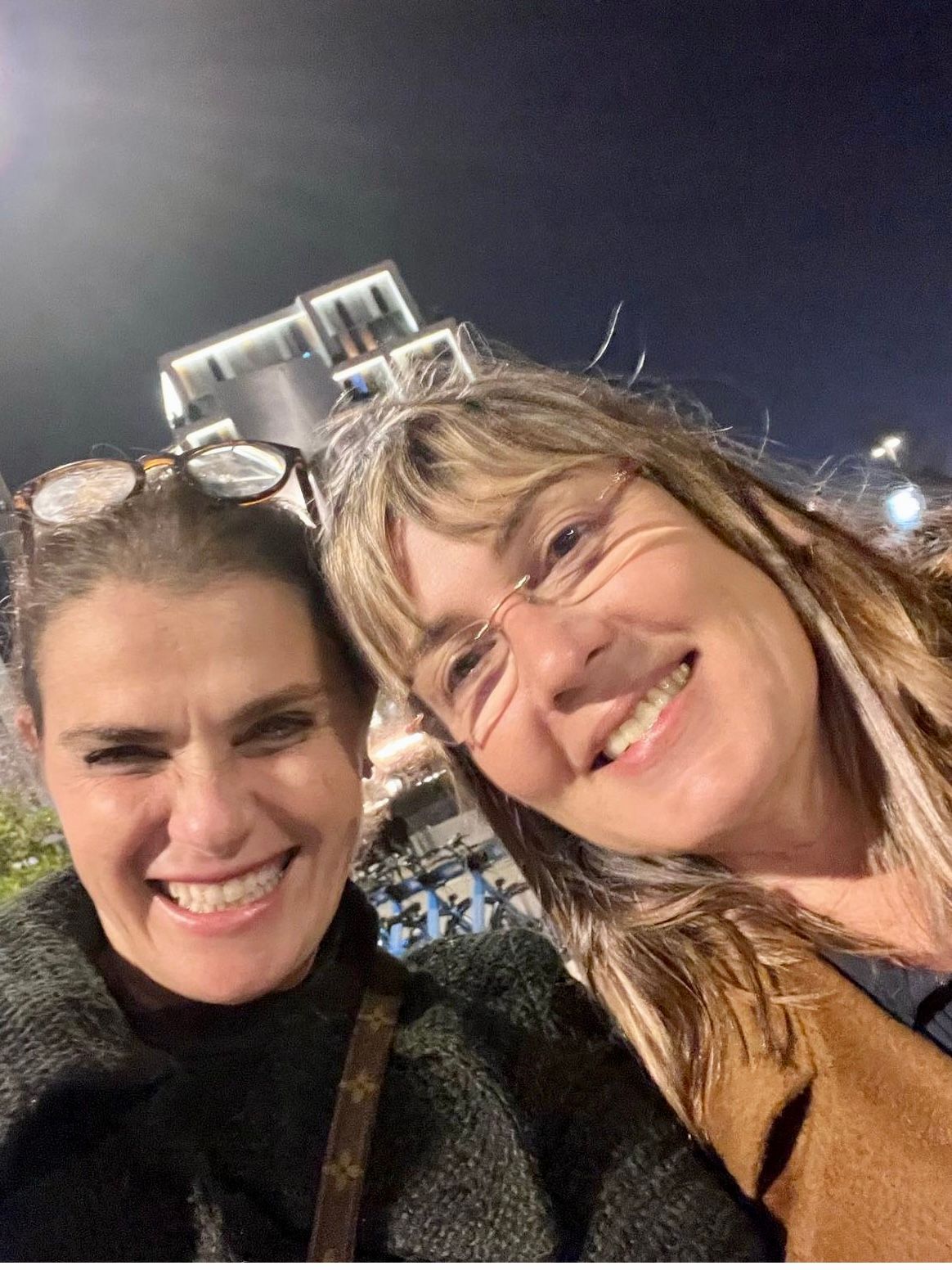 Valérie Perez avec Sophie Cohen Ben-Dor, livre Elie Cohen,  le héros du Mossad