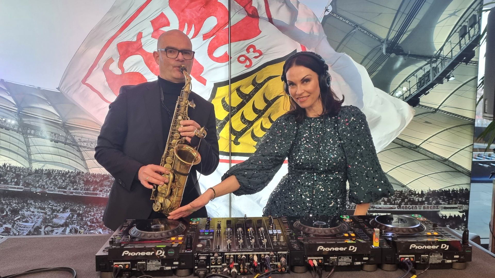 djane, djane stuttgart, djane münchen, djane wiesbaden, djane berlin, djane djane frankfurt djane alegra cole djane vfb djane hamburg djane düsseldorf