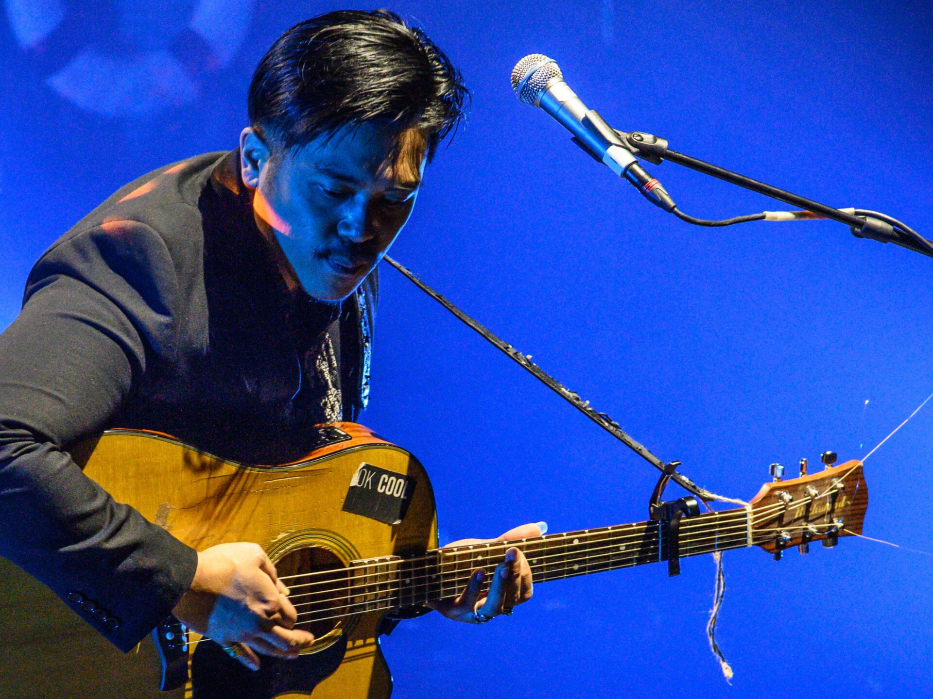 Künstlerfotograf Hamburg – Konzertfoto eines Gitarristen auf der Bühne