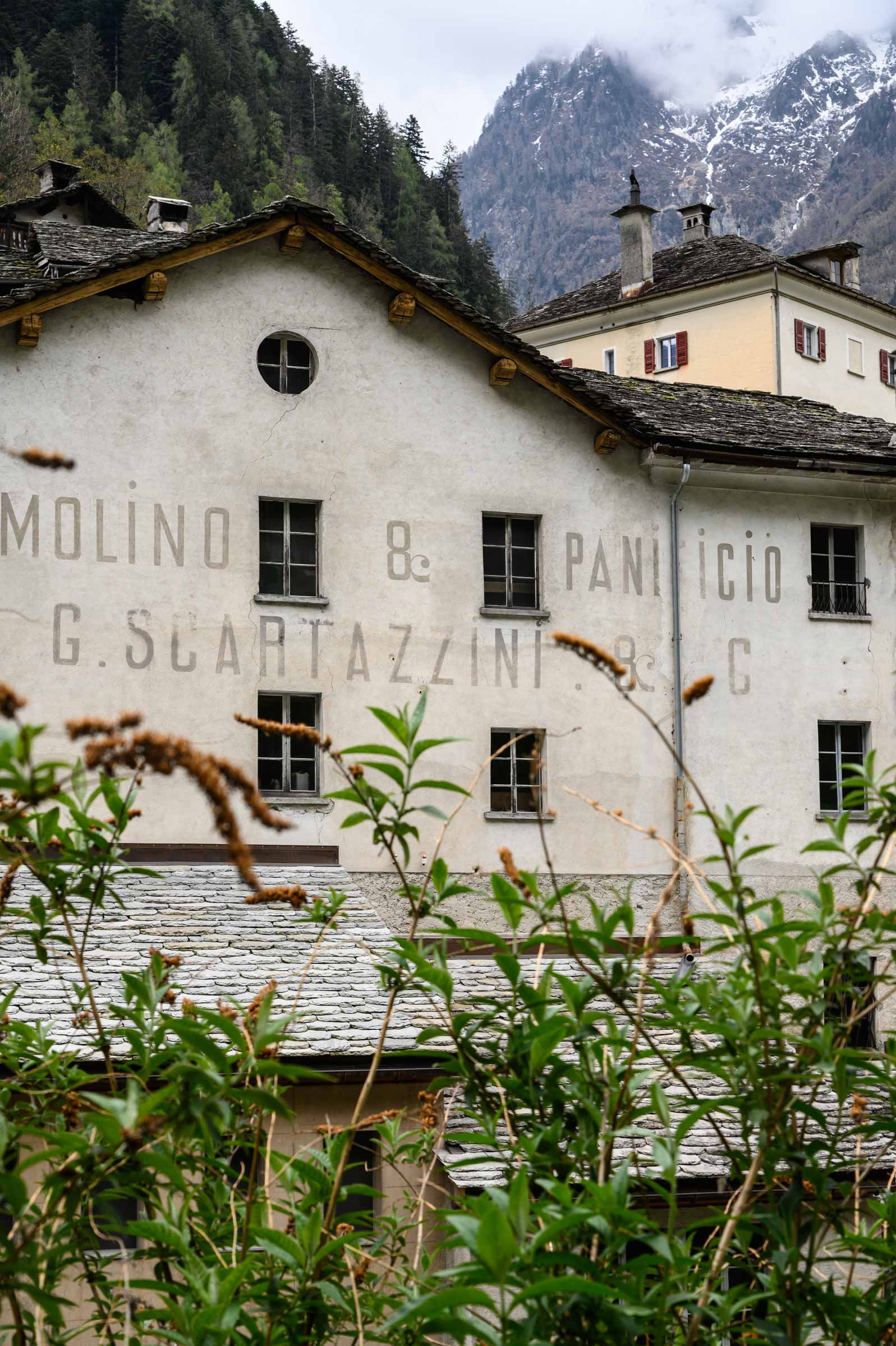 Mühle Scartazzini – Reise-Fotografie von WINTERPOL Hamburg Mühle Scartazzini – Reise-Fotografie von WINTERPOL Hamburg