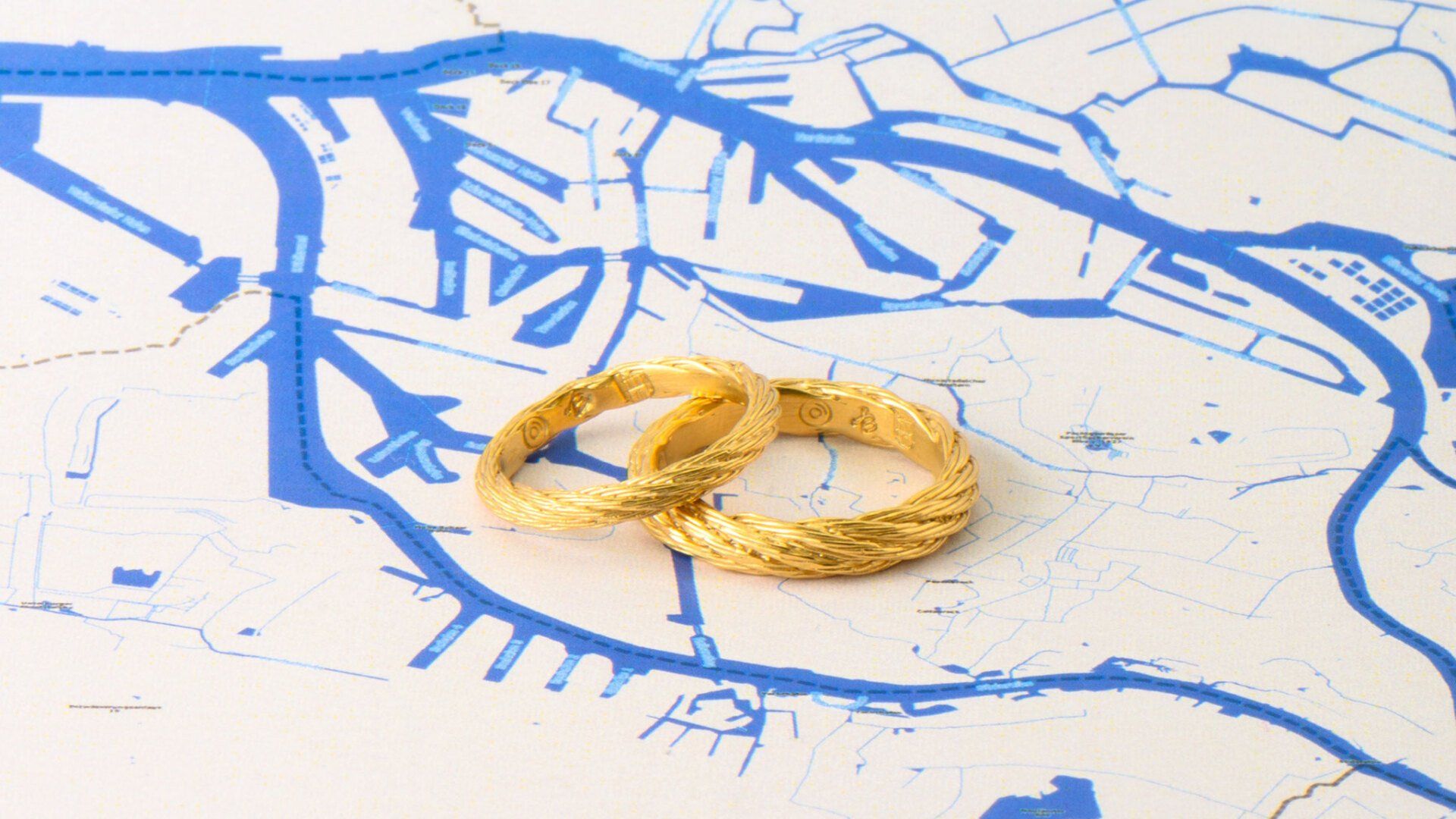 Thomas Becker Atelier für Schmuck · Elbegold · WINTERPOL