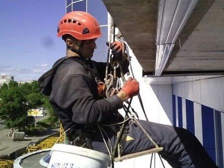 Ristrutturazione Balconi su Fune