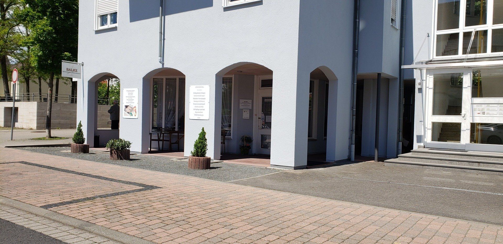 Dank unserer Liebe zur Arbeit und Ihrem Vertrauen zu uns ist in Bad Homburg ein sinnvolles Unternehmen entstanden, welches durch seine Produkte und Dienstleistungen die Lebensqualität der Mitbürger und Zeitgenossen erheblich verbessert... die glücklichen Menschen haben ein Geheimnis: BALKE ...es gibt immer eine Lösung.  Unser Team ist für SIE, da!