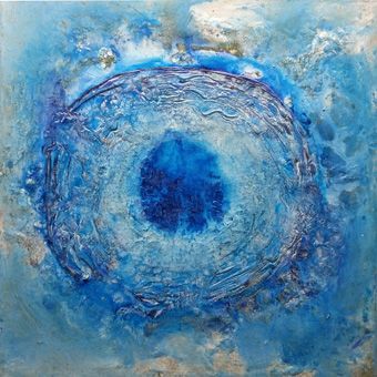 This abstract acrylic painting depicts a crater island in the sea. The circular crater rim that rises out of the water has developed into an island. At the centre is a bright blue crater lake, creating the impression that seawater is plunging into the depths.