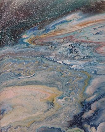 Ein abstraktes Acrylbild zeigt intensiven Schneefall und Schneetreiben über der Antarktis. Das Gesamtbild vermittelt Bewegung, Stille und extreme Kälte zugleich.