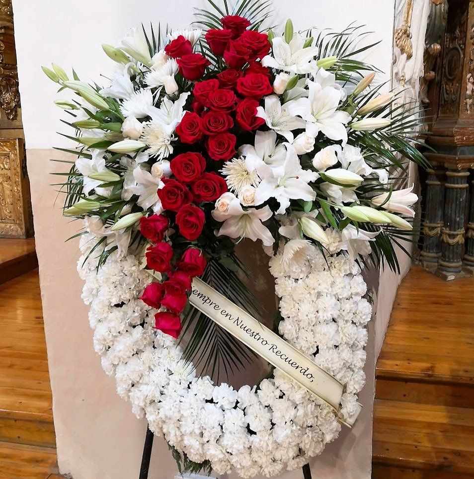 Corona de flores para despedir al Obispo de Zamora