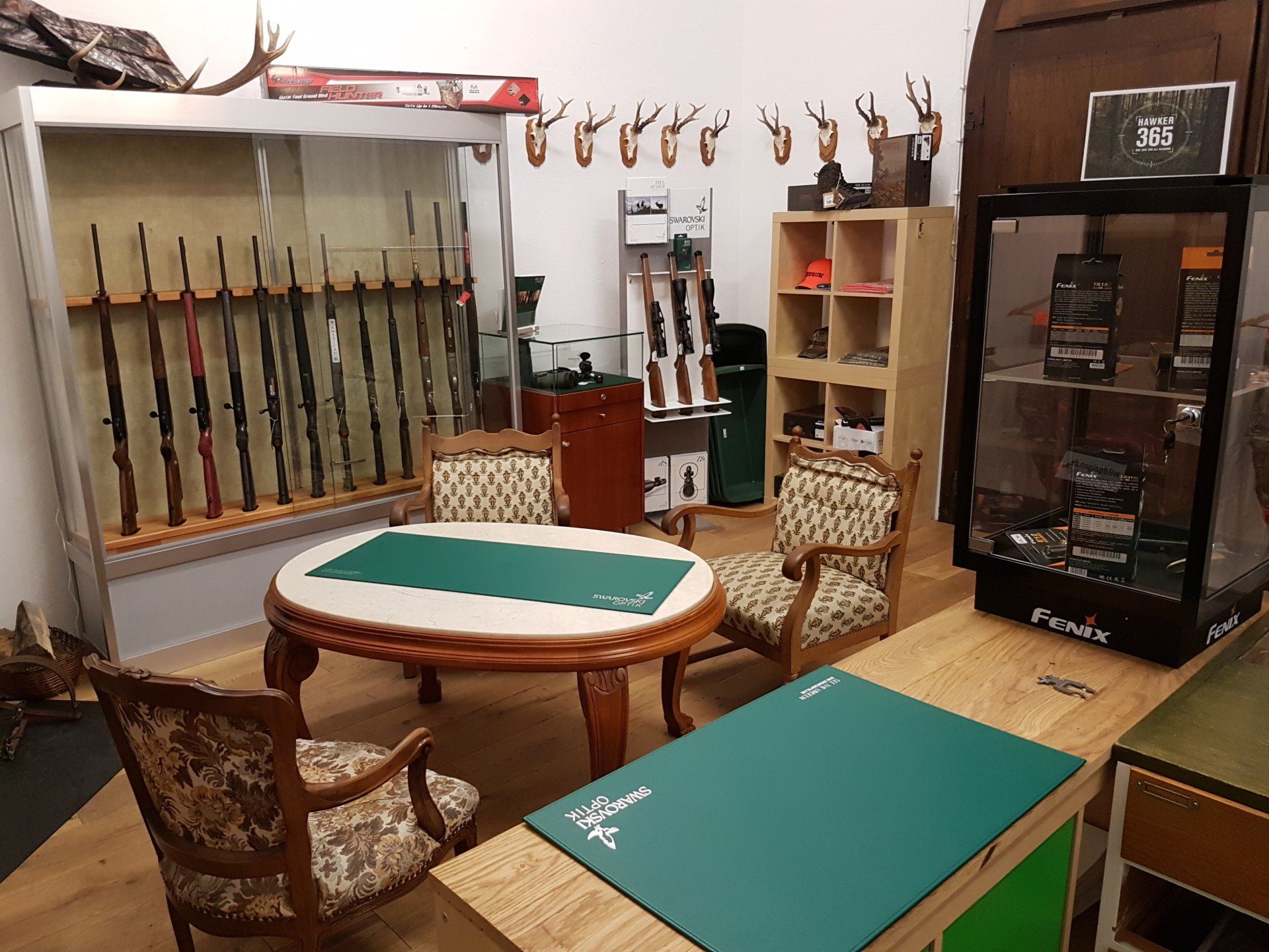 Ladengeschäft Waffenhandel-Verkaufsraum