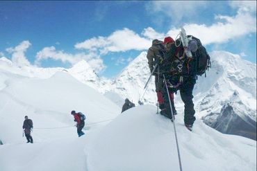 Bergsteigen in Nepal - Maßgeschneiderte Touren für Alpinisten & Expeditionen