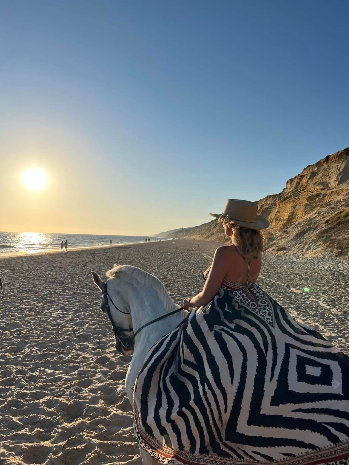 Sesiones de fotos profesionales con caballo en Doñana Hipica el Pasodoble en Matalascañas