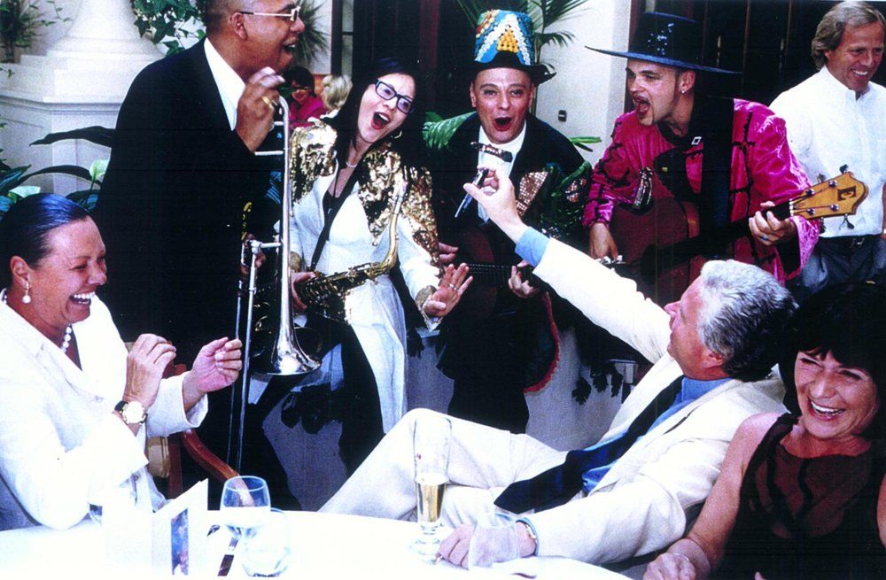 Saxophonistin Mercedes live im Kempinski Adlon Berlin