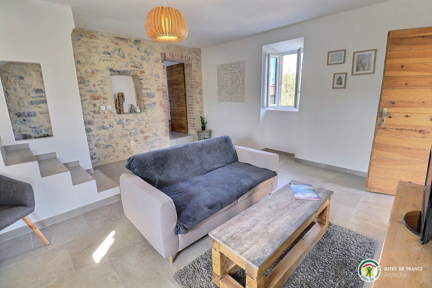 Gîte Ardèche sud - Salon